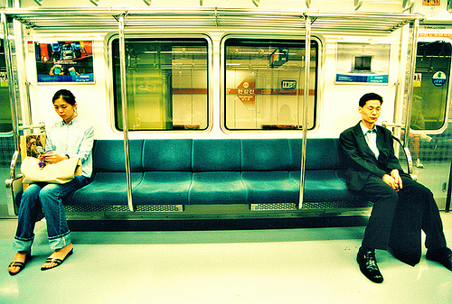 http://thegrandnarrative.files.wordpress.com/2008/06/korean-man-and-woman-sitting-apart-on-subway.jpg?w=680&h=458